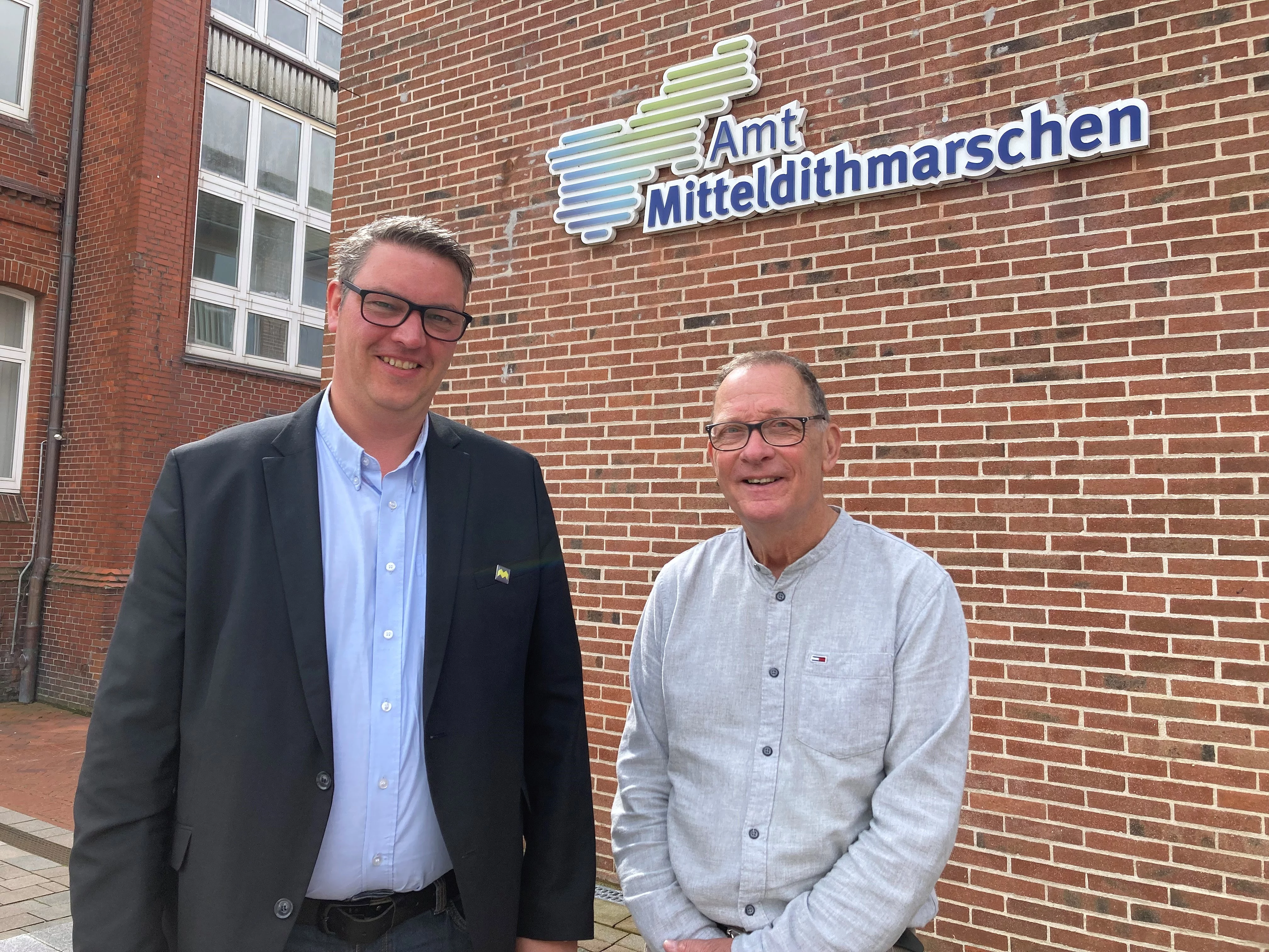 Schiedspersonen Marc Döring und Bernd Perthun