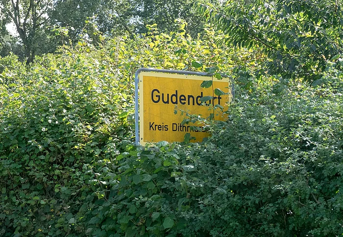 Ortsschild Gudendorf
