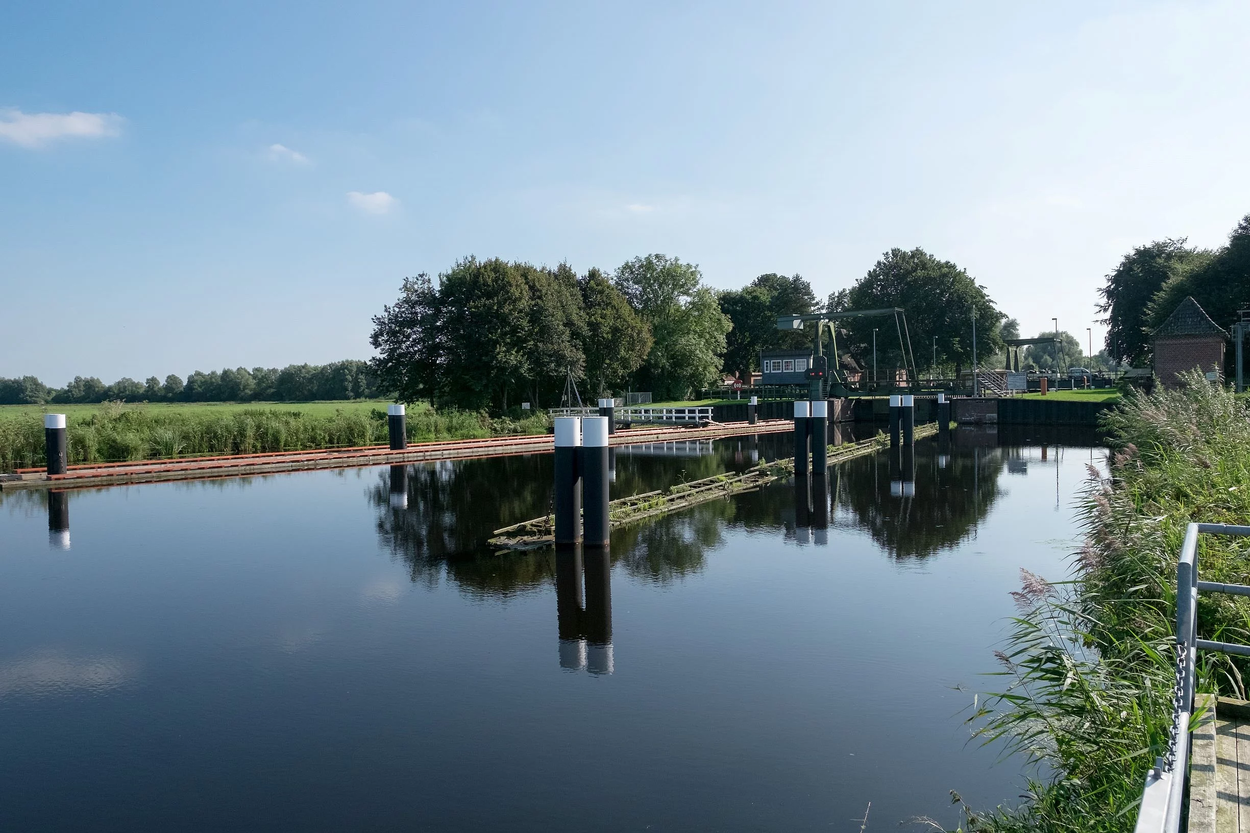 Blick auf den Gieselau-Kanal bei Offenbüttel